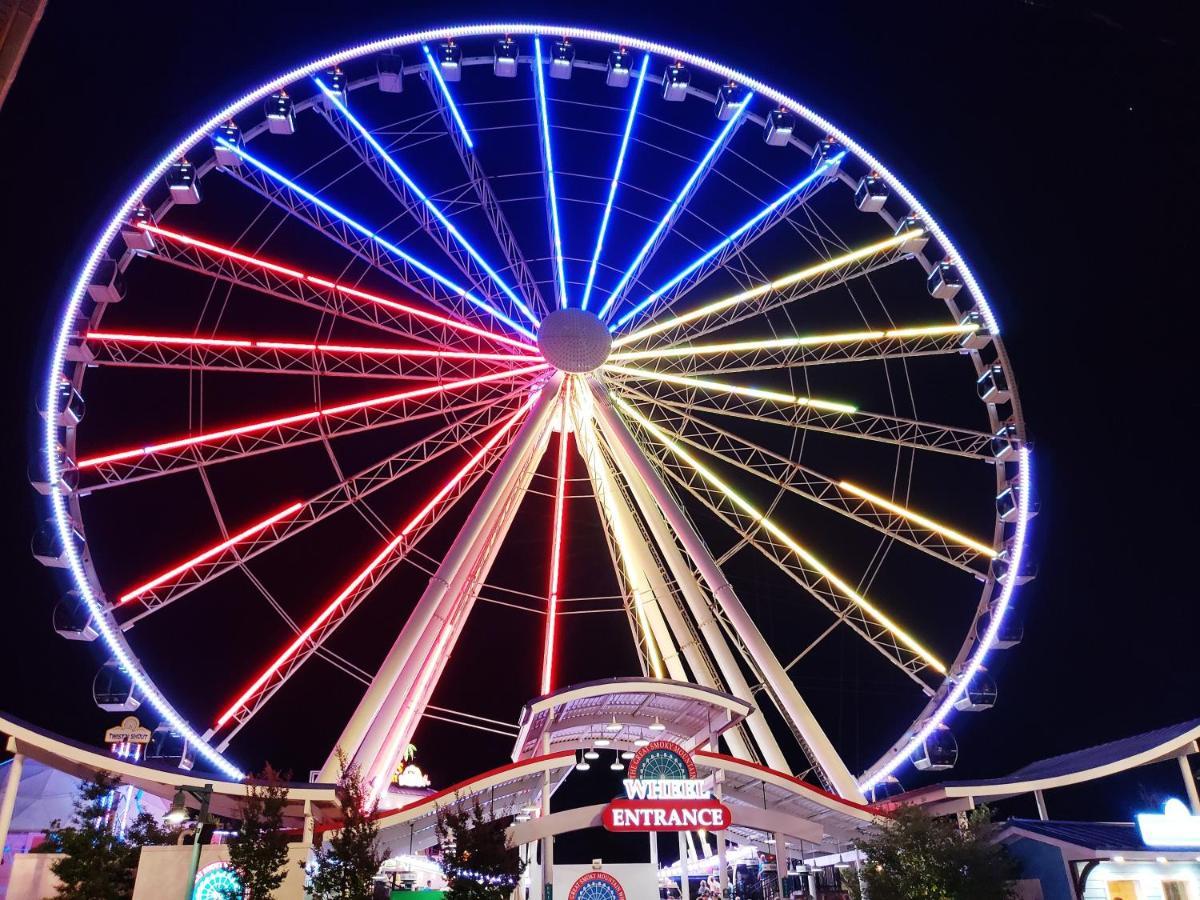 Whispering Winds, Hot Tub, Game Room, Wifi, 1089 Free Tickets Each Paid Day, Dollywood And More Gatlinburg Zewnętrze zdjęcie