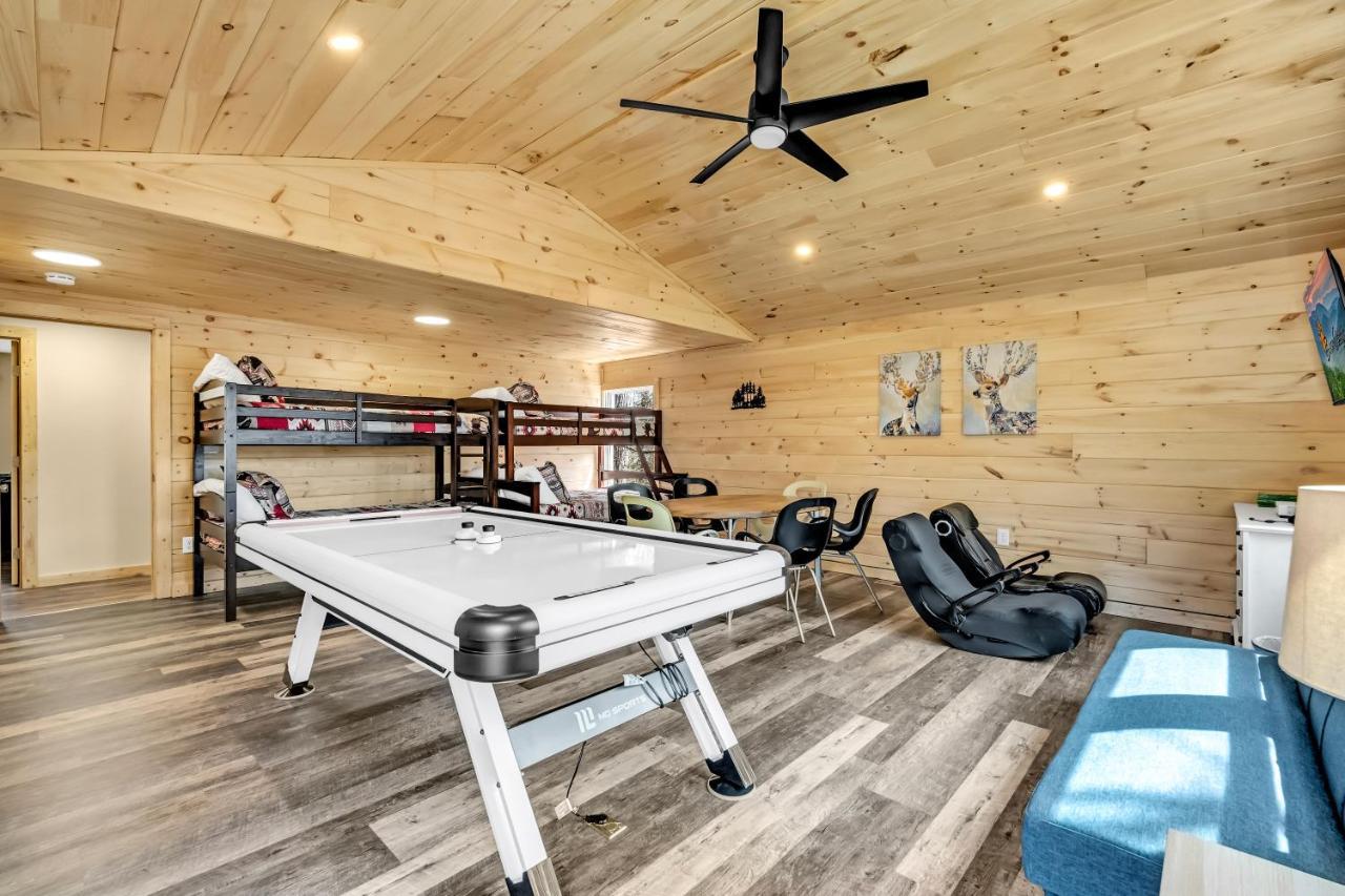 Whispering Winds, Hot Tub, Game Room, Wifi, 1089 Free Tickets Each Paid Day, Dollywood And More Gatlinburg Zewnętrze zdjęcie