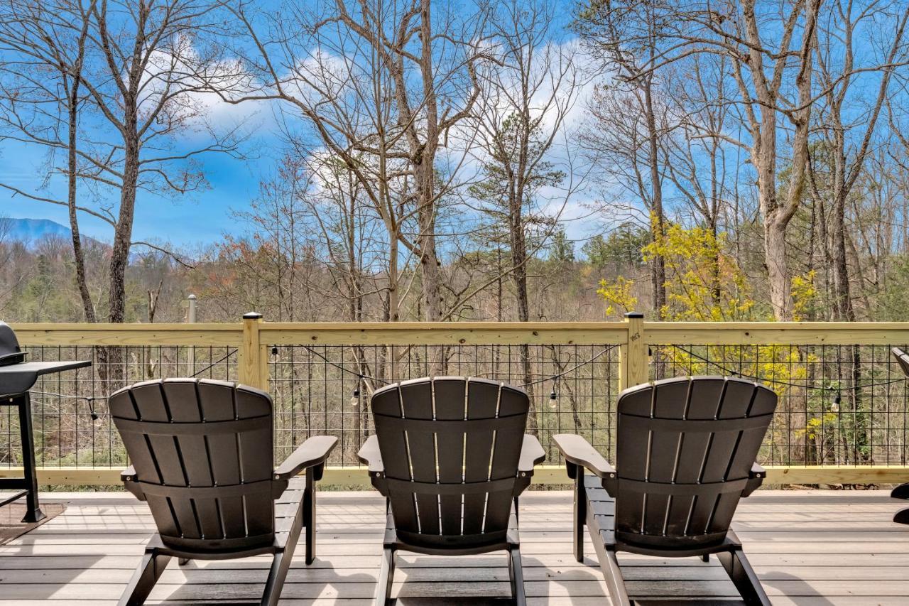 Whispering Winds, Hot Tub, Game Room, Wifi, 1089 Free Tickets Each Paid Day, Dollywood And More Gatlinburg Zewnętrze zdjęcie