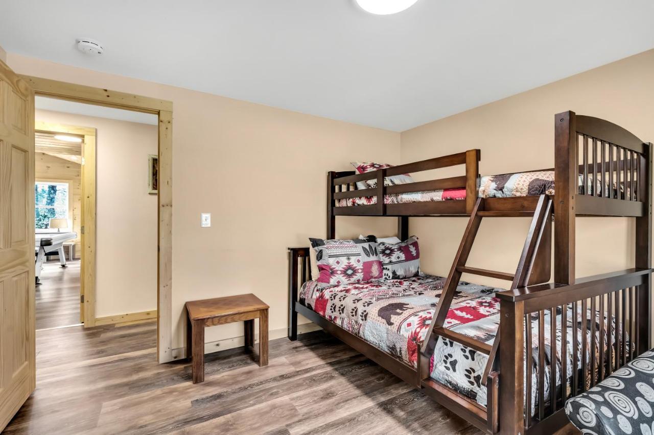 Whispering Winds, Hot Tub, Game Room, Wifi, 1089 Free Tickets Each Paid Day, Dollywood And More Gatlinburg Zewnętrze zdjęcie