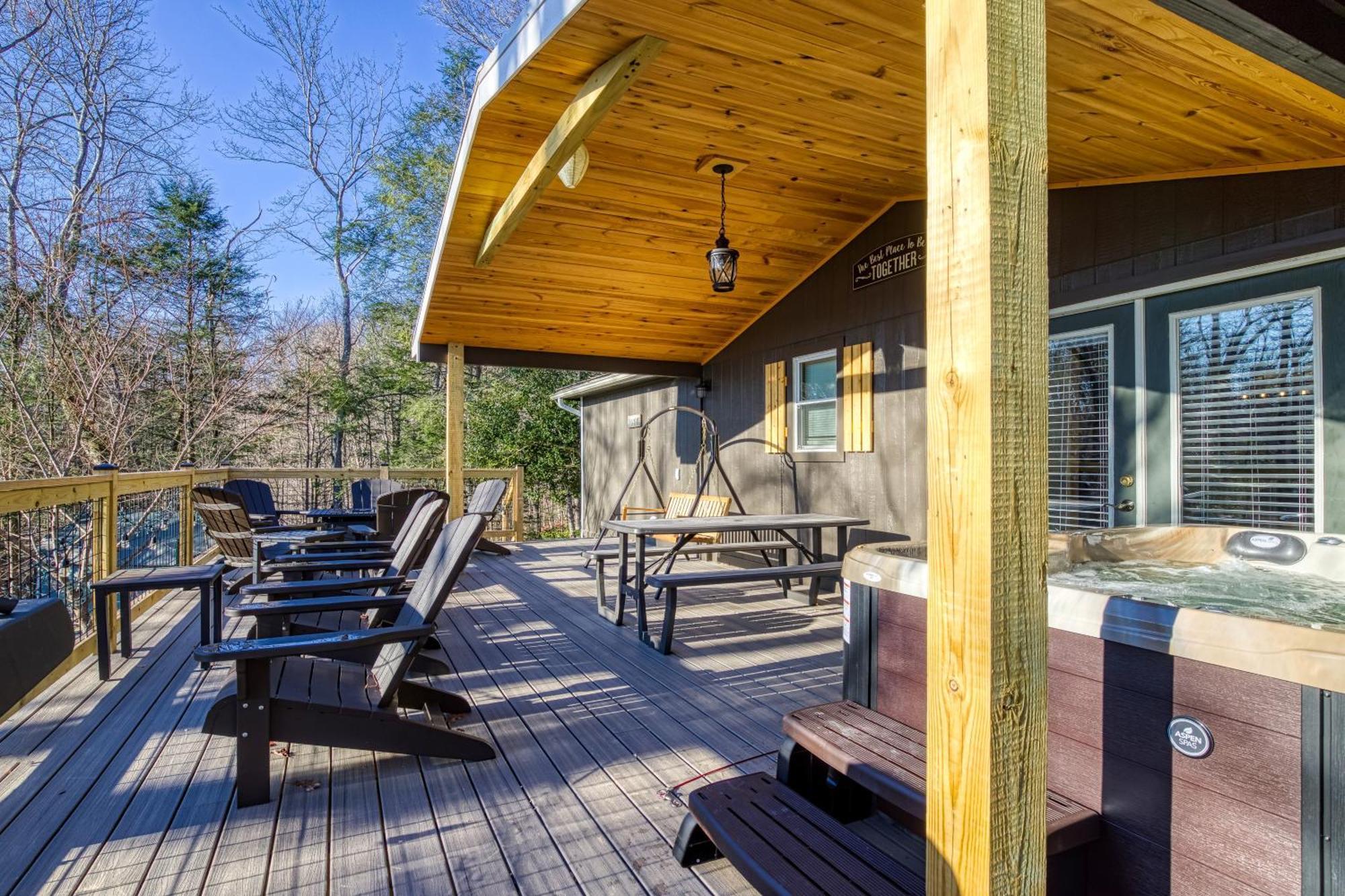 Whispering Winds, Hot Tub, Game Room, Wifi, 1089 Free Tickets Each Paid Day, Dollywood And More Gatlinburg Zewnętrze zdjęcie